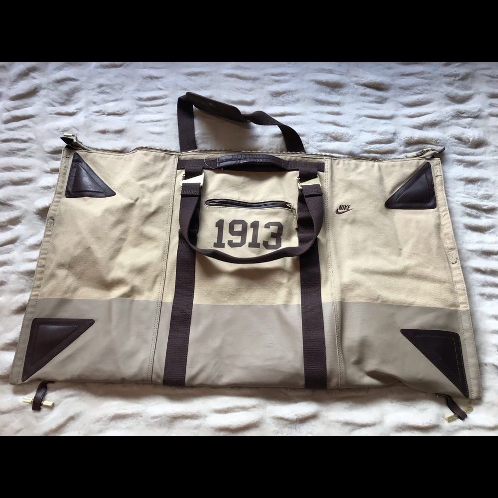 Nike Rare USA Mens Soccer 1913-2013 Centennial Bag Oversized